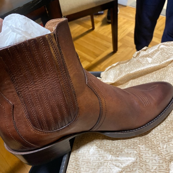 Fryer chelsea boots size 8.5 never worn - Picture 2 of 2